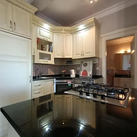 Cheerful 3 Bedroom With Amazing Sea View 빌라 *